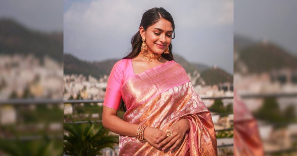 mrunal thakur in saree 2025